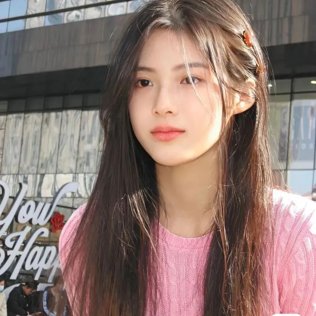 【独居女性噩梦】《门锁》孔晓振主演未删减版：床下有人！独居女孩每天遭遇的致命偷窥